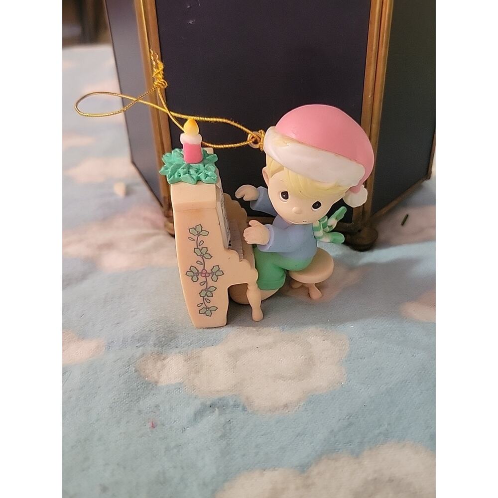 Precious Moments BOY PLAYING PIANO Christmas Ornament - 1996 PMI